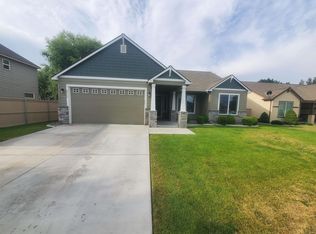 8779 W Metaline Ave, Kennewick, WA 99336