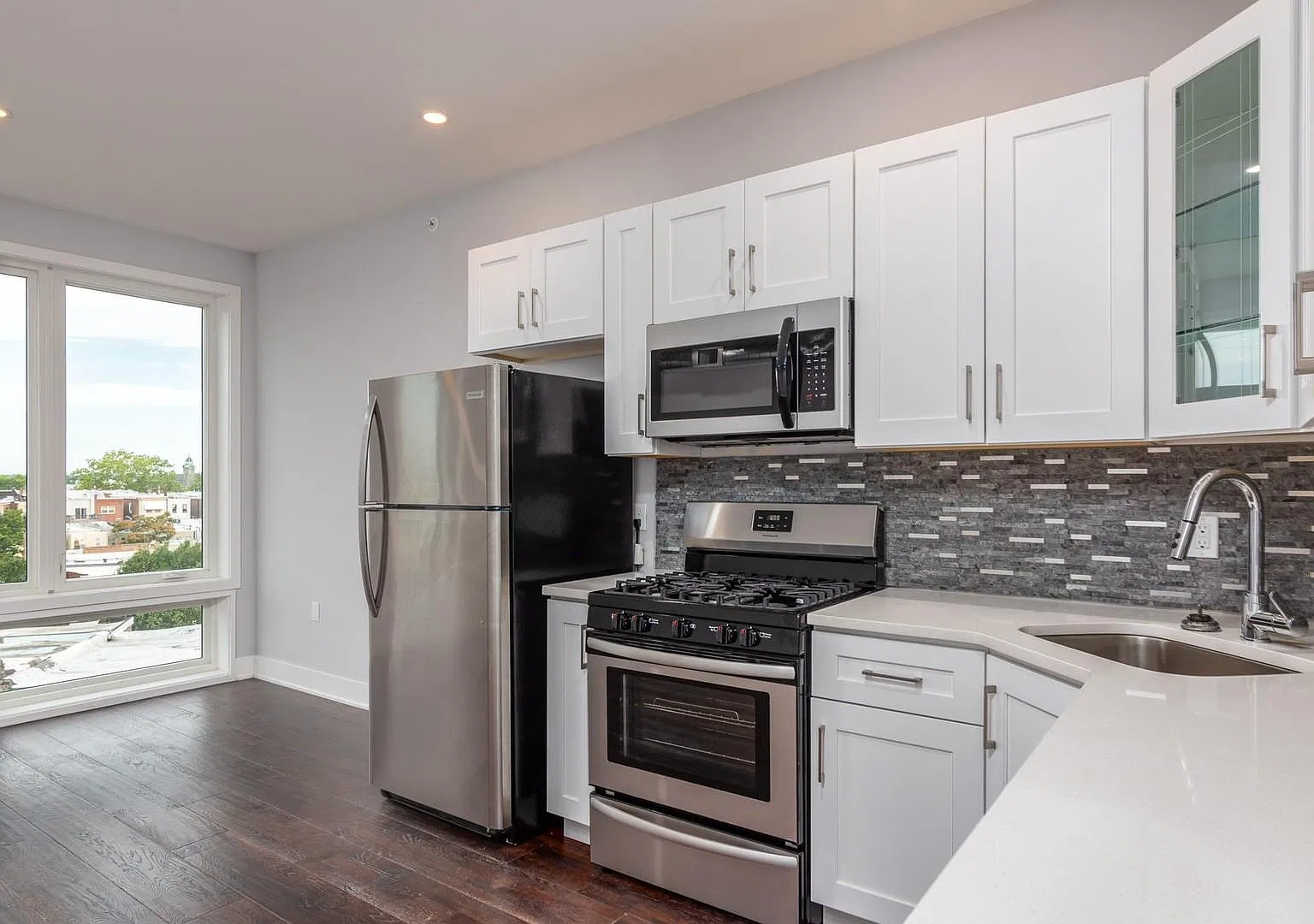 1 bed, $1,550 — Photo 2