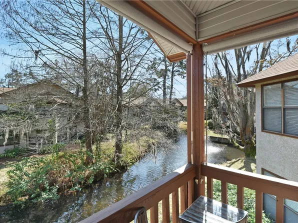 206 Harbour Oaks Dr #206, Saint Simons Island, GA 31522