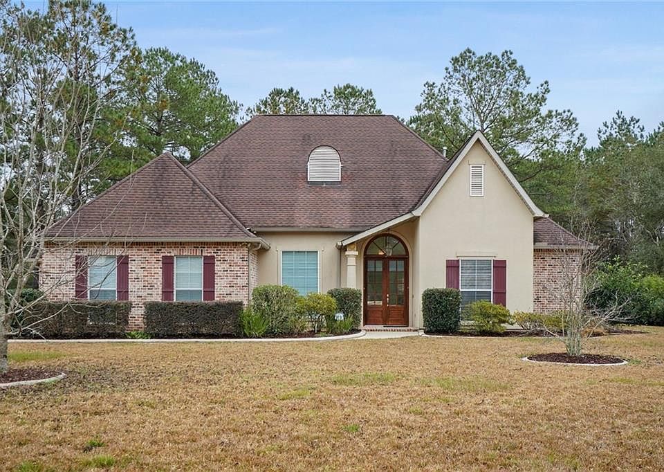 1st image of 325 Long Lake Dr