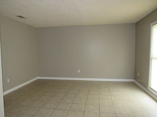 3rd image of 3733 Chadwood Dr
