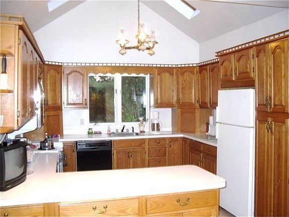 Beautiful Remodeled Kitchen