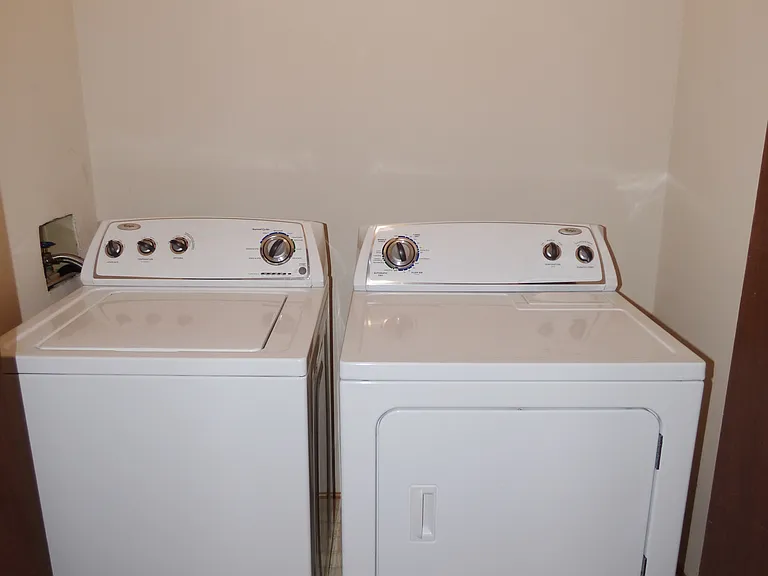 415 Leavenworth St #B — Photo 8