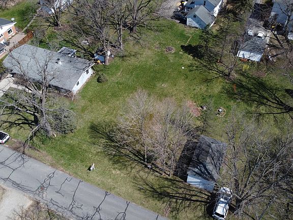 5th image of Lafayette St
