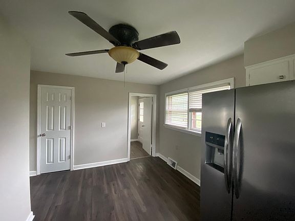 5th image of 8000 N Blake Ln