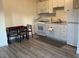 23211 Vanowen St, West Hills, CA 91307
