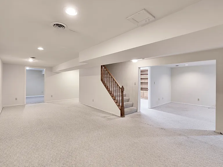 1815 Lakemont Ln — Photo 24