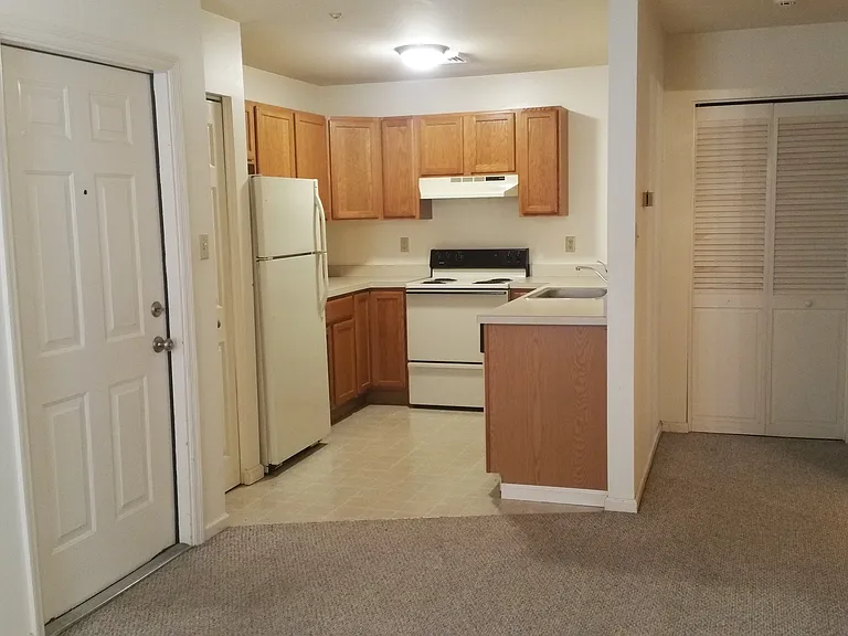 36 N Centre Ave #1 — Photo 1