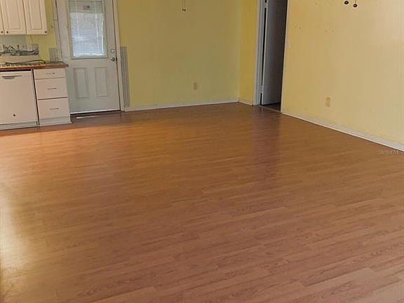 5th image of 6163 NW 61st St
