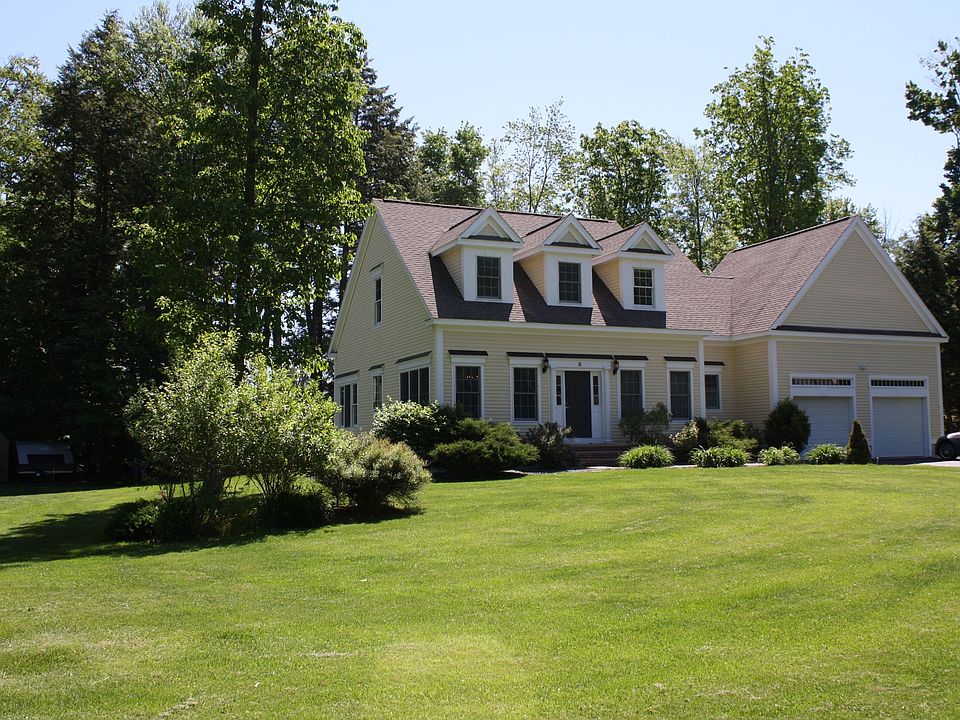 2nd image of 8 Border Winds Ave