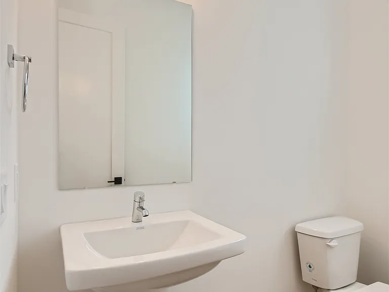 408 Serenity Ln — Photo 10