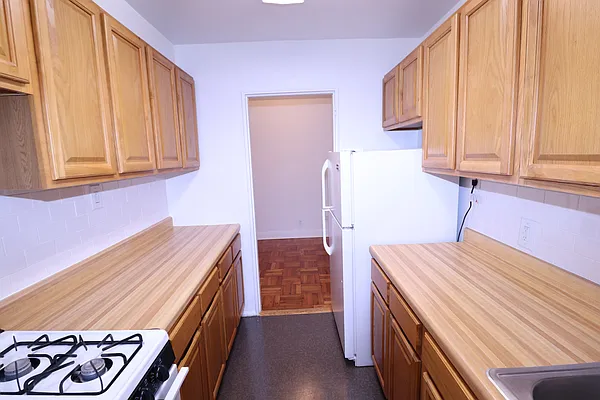 Rented by A&E Real Estate Management | media 13