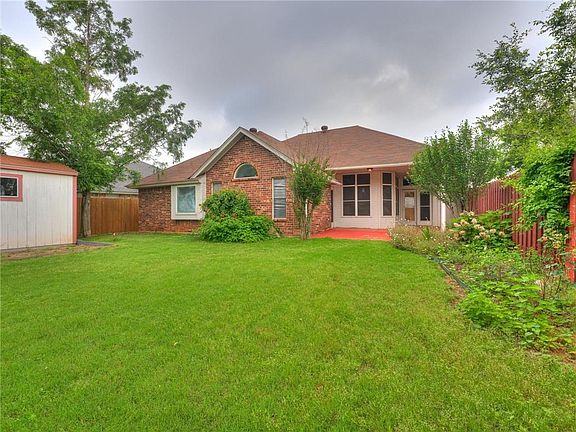 4th image of 13205 Willow Crest Ln