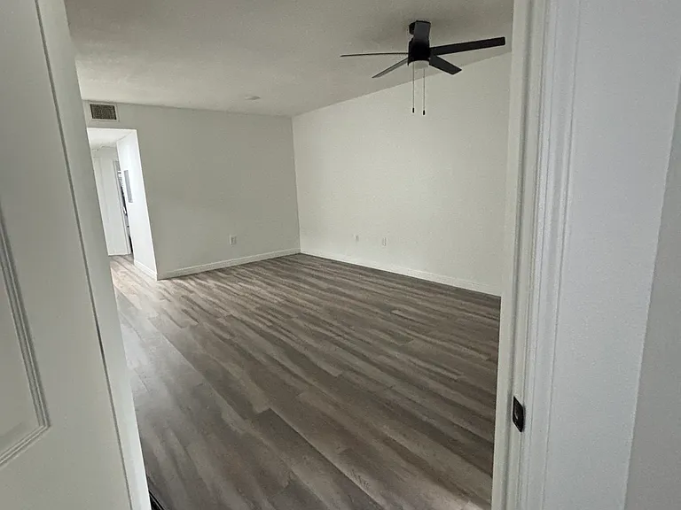 6444 Cypressdale Dr #101 — Photo 11