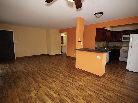 3rd image of 1791 W Algonquin Rd APT 2B
