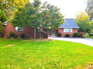 5651 Worcester Dr, Columbus, OH 43232