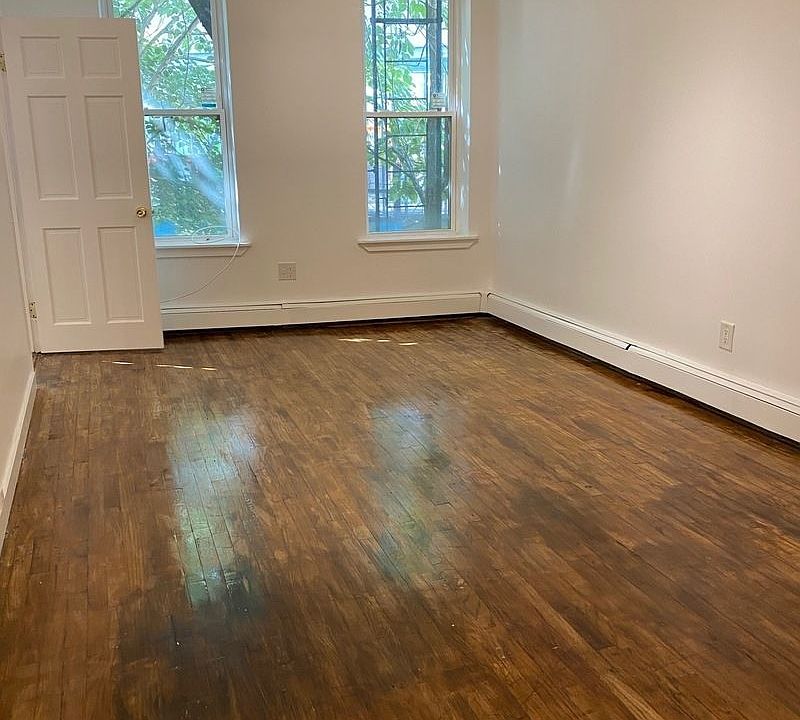 1st image of 700 Washington Ave #2RE