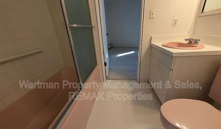 15 Upland Rd — Photo 41