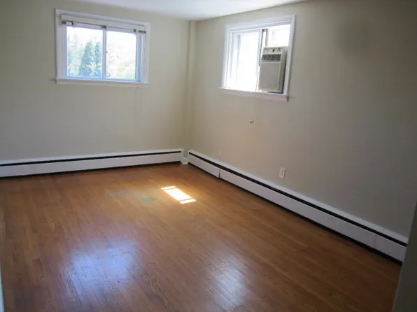 8216 Stenton Ave, Philadelphia, PA 19118