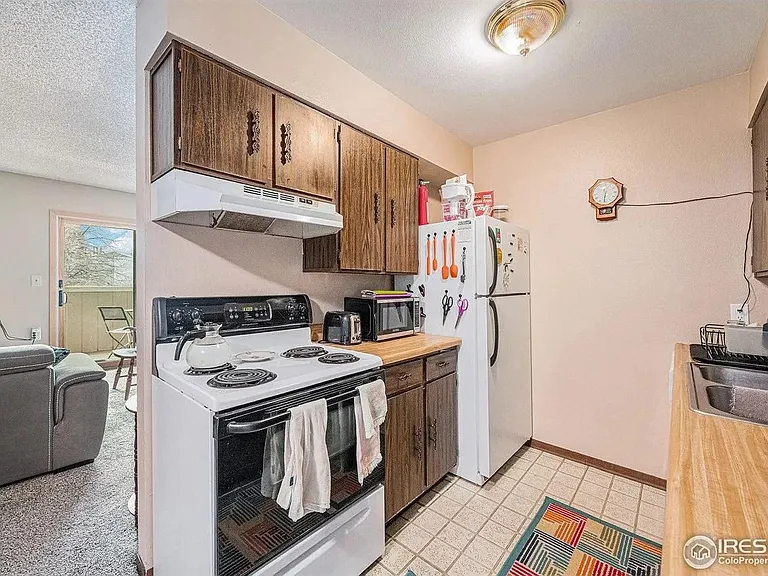 3400 Stanford Rd #A120 — Photo 3