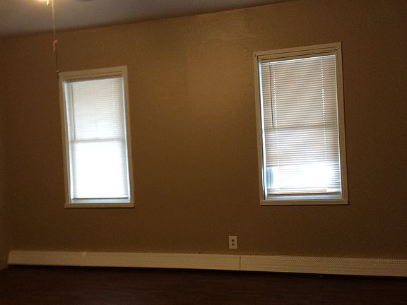 2nd image of 744 Park St #10