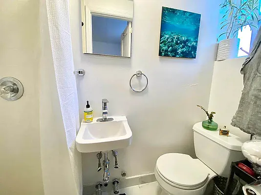 Rented by J PRESTON AND ASSOCIATES INC | media 17