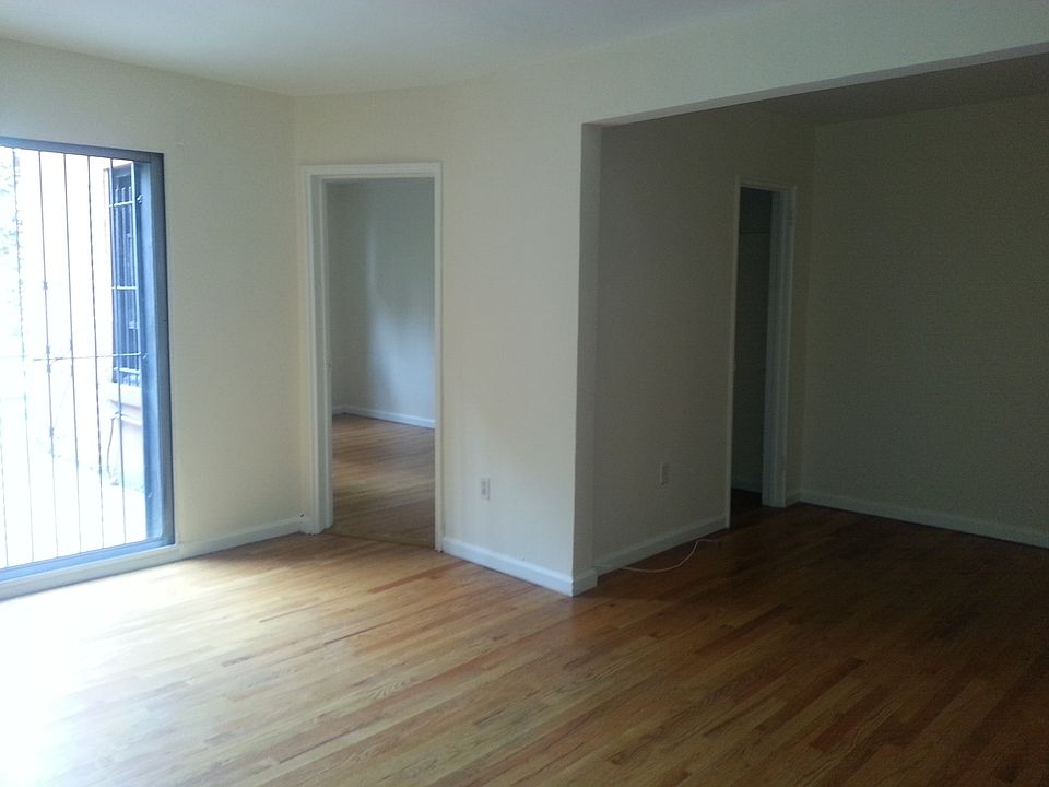 1st image of 292 Convent Ave APT 1