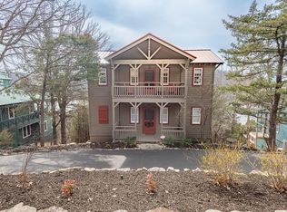 264 Crooked Lane, Blue Eye, MO 65611