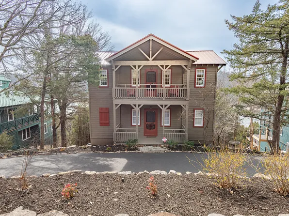 264 Crooked Lane, Blue Eye, MO 65611