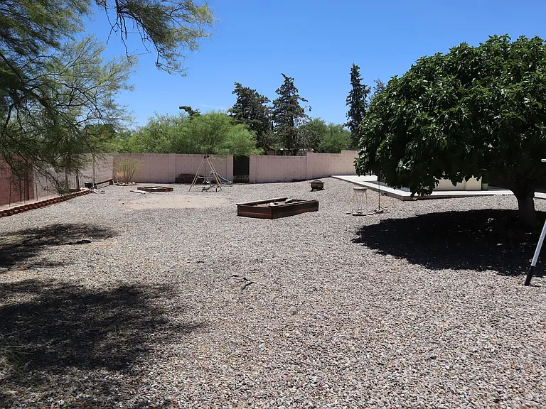 3159 E Choctaw Dr — Photo 41