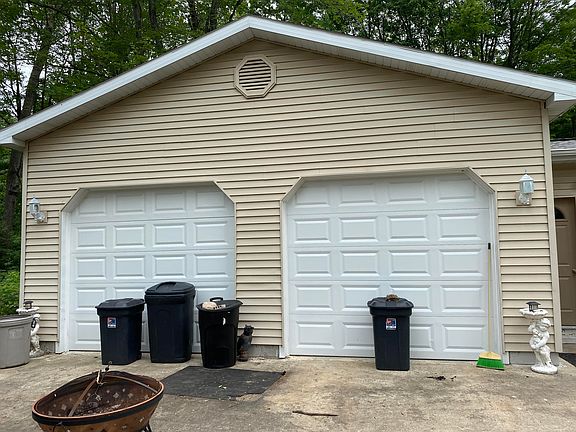 4th image of 124 Aspenwood Dr