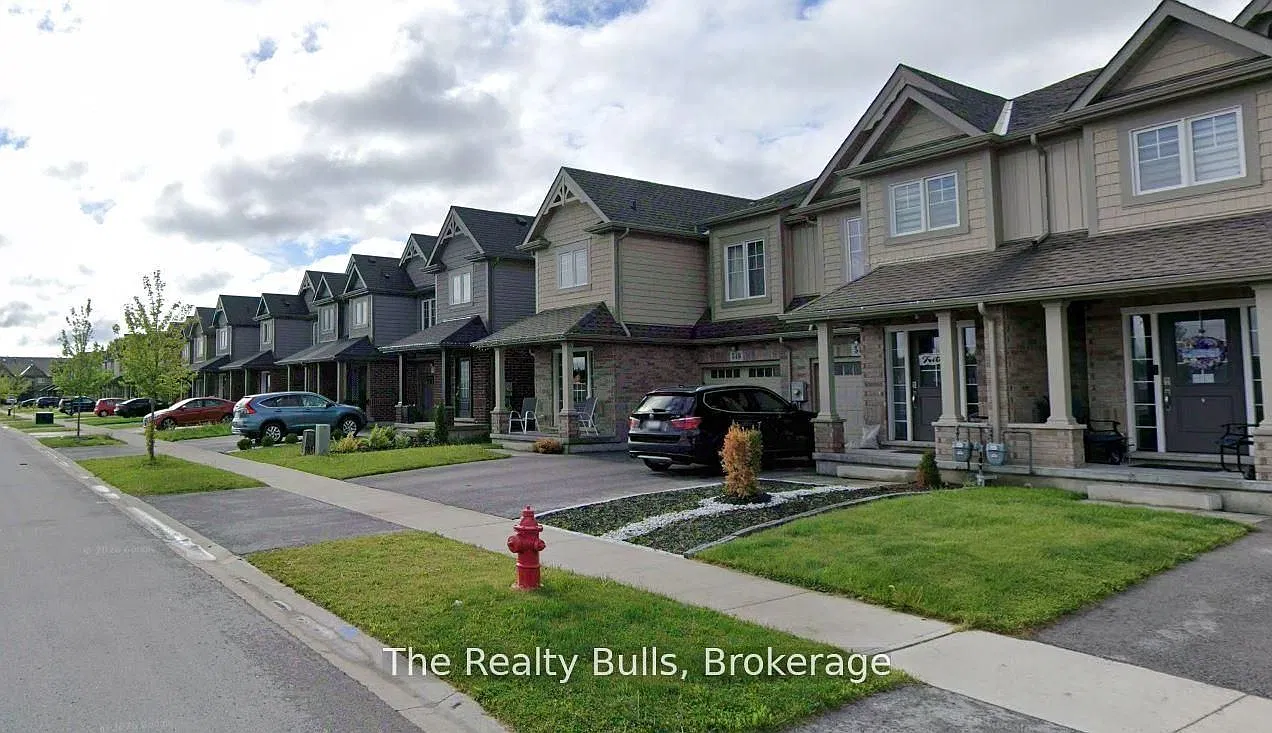 3 bed, $2,250 — Photo 1