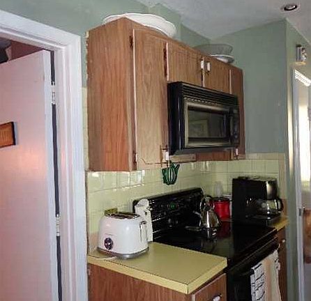 3rd image of 3601 NW 21st St