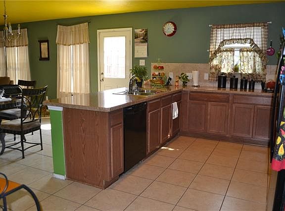 5th image of 4614 Bridlewood Ln