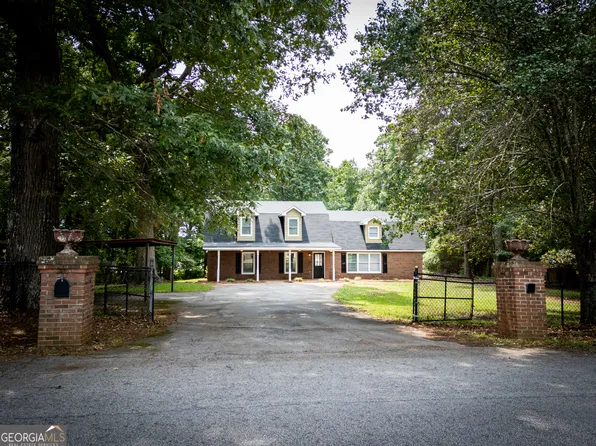 20 Ellis Trl, Covington, GA 30016