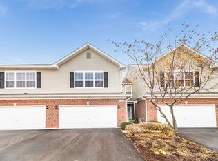 1523 Shagbark Dr, Bolingbrook, IL 60490