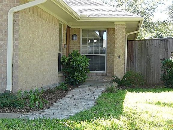 2nd image of 13031 Chandler Dr