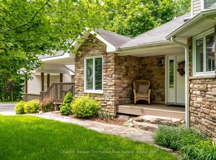 30 Deerfoot Trl, Huntsville, ON P1H 0A6