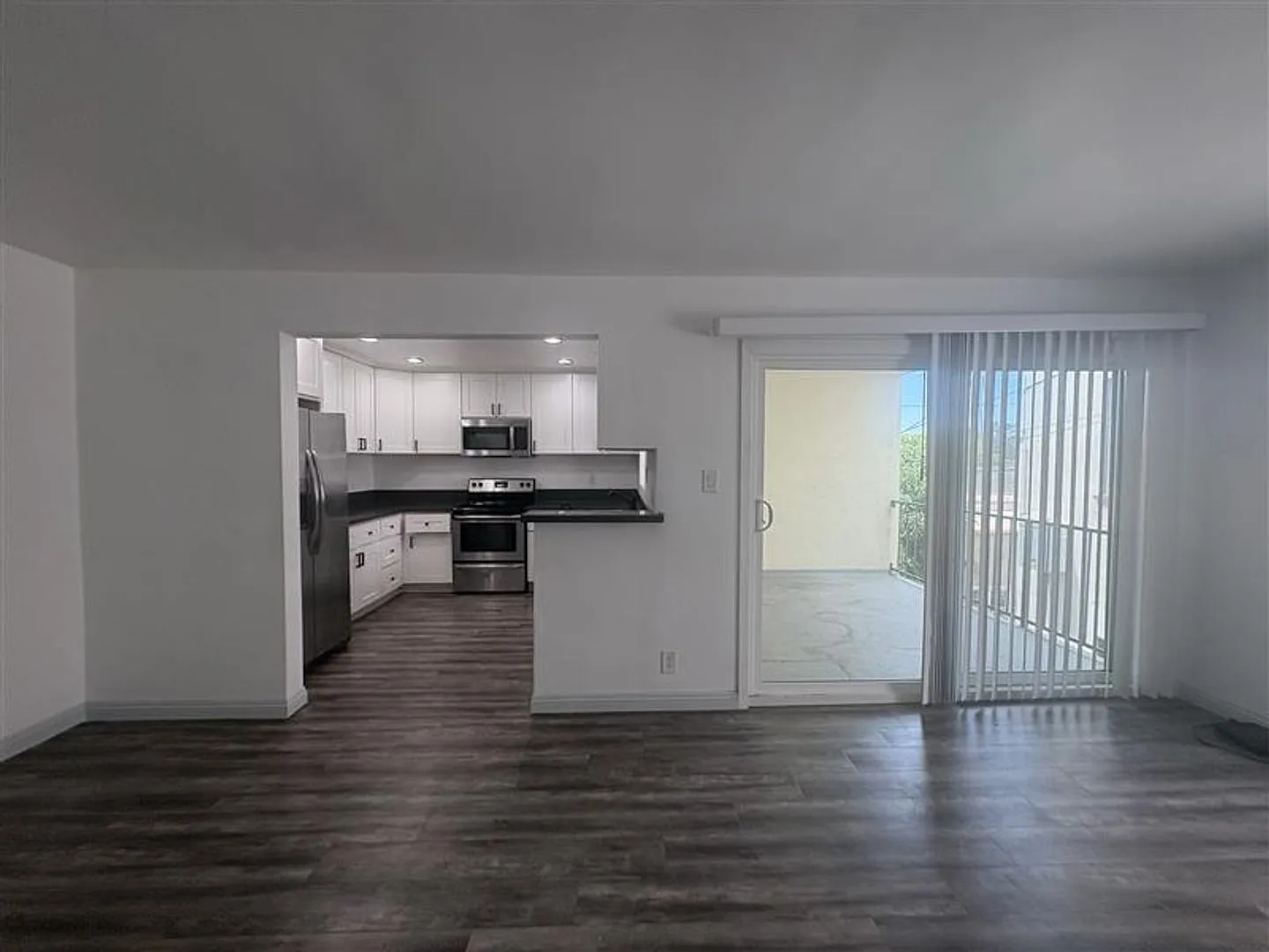 1518 E 3rd St. in Long Beach — Photo 4