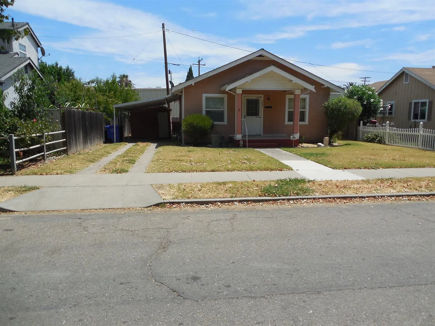 205 Delta Ave photo 1