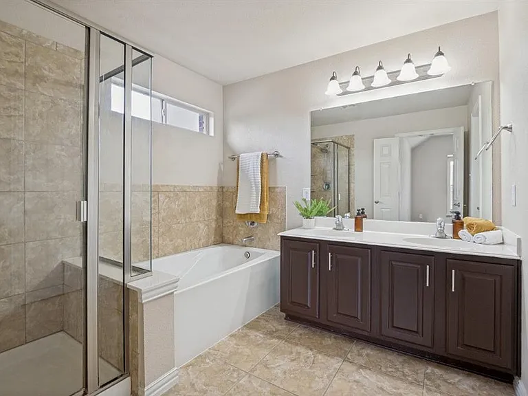 8748 San Bernard St — Photo 17