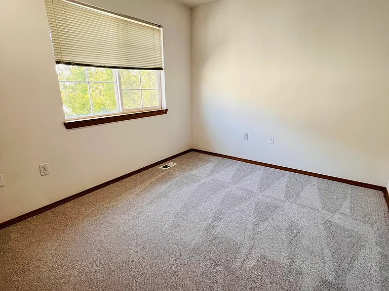 344 227th Ln NE — Photo 24