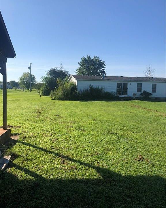 1st image of 7803 S Parkhill Dr
