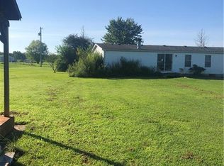 7803 S Parkhill Dr, Leavenworth, IN 47137