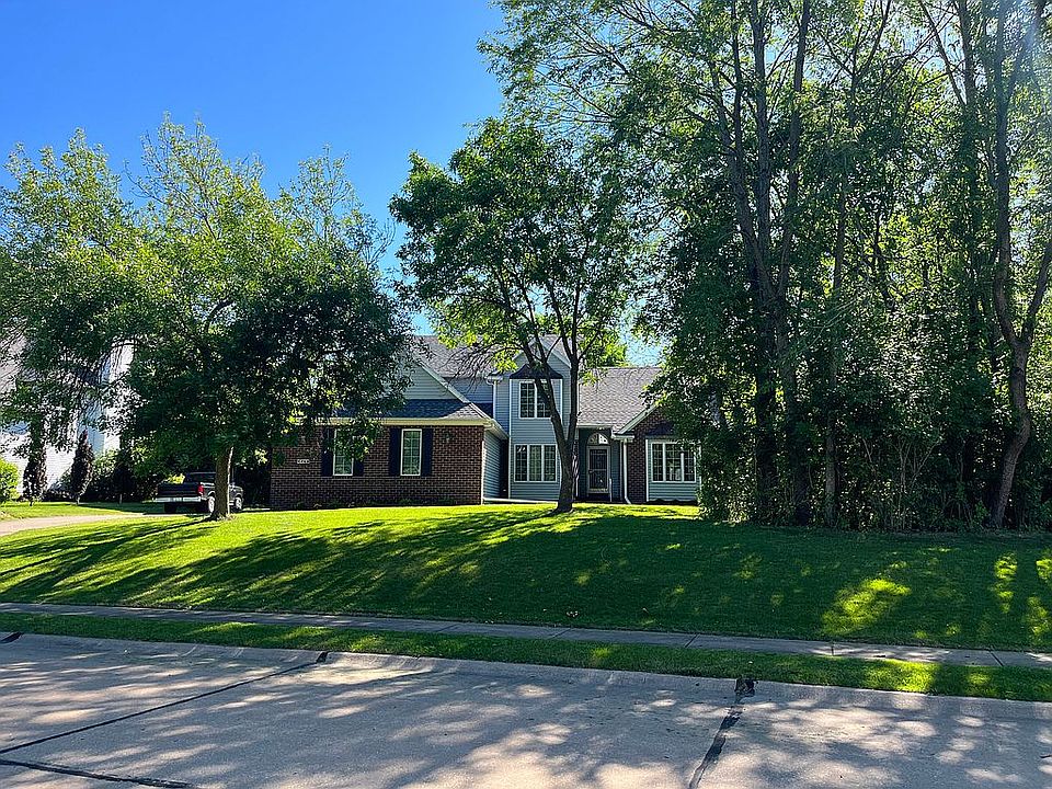 1st image of 4460 6th Street Ct