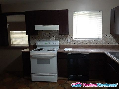 4th image of 1409 Redman Blvd
