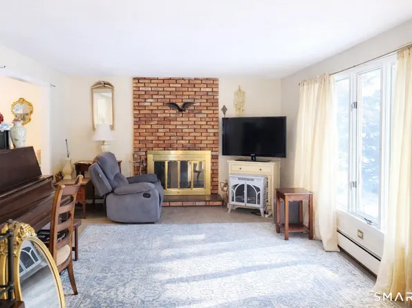 75 Bates Drive, East Hartford, CT 06108