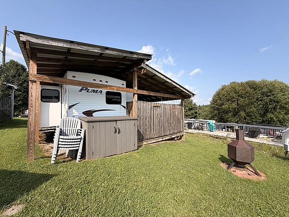 5th image of 152 Megan Cir