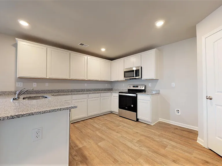 210 Rushing Waters Dr — Photo 4