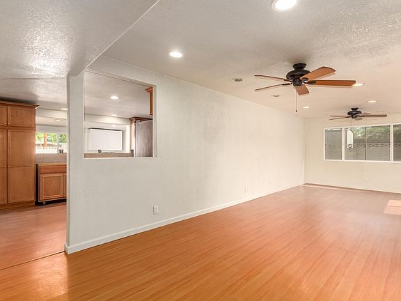 4th image of 8031 E 17th Pl